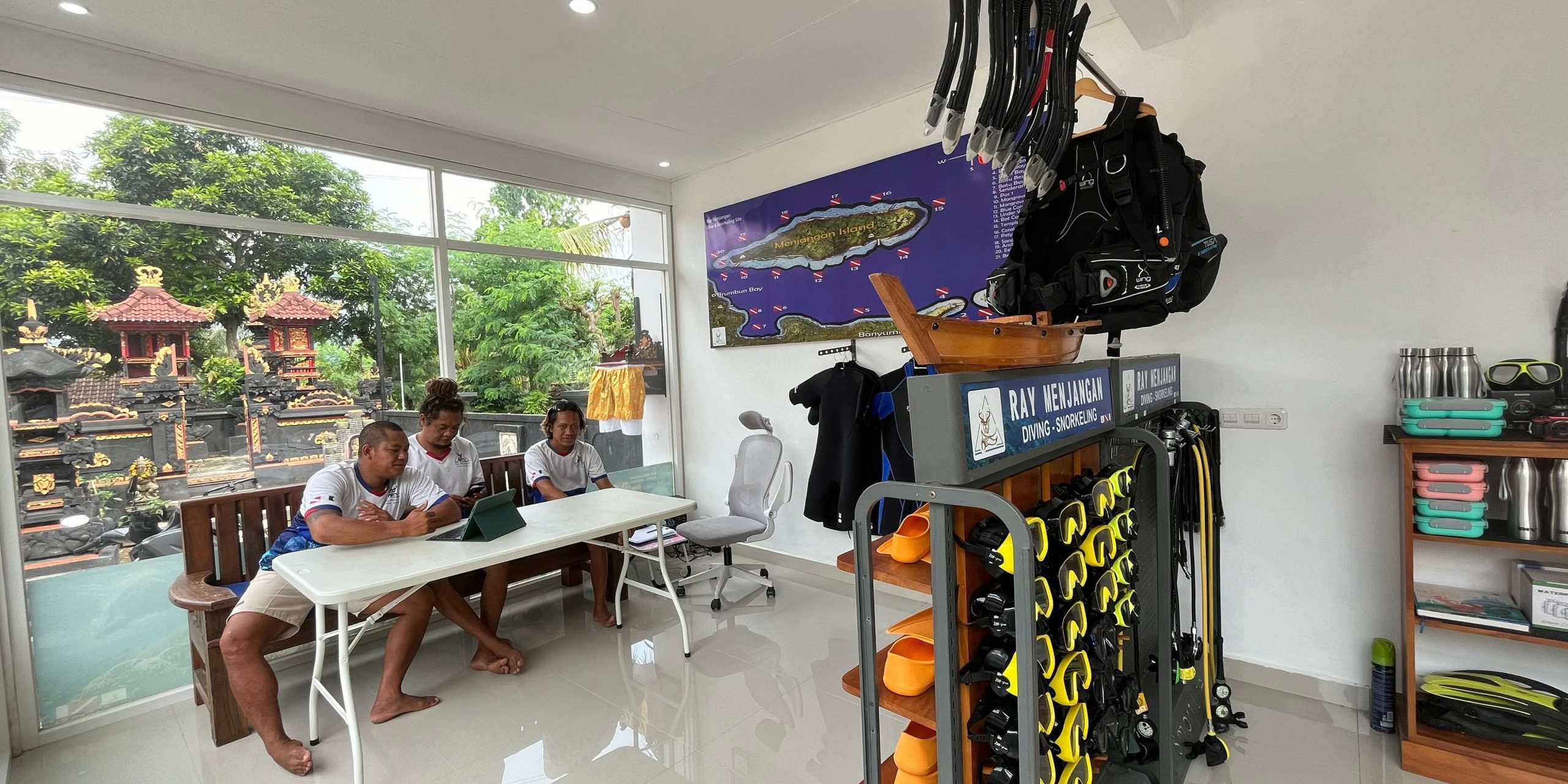 Briefing staff ray menjangan